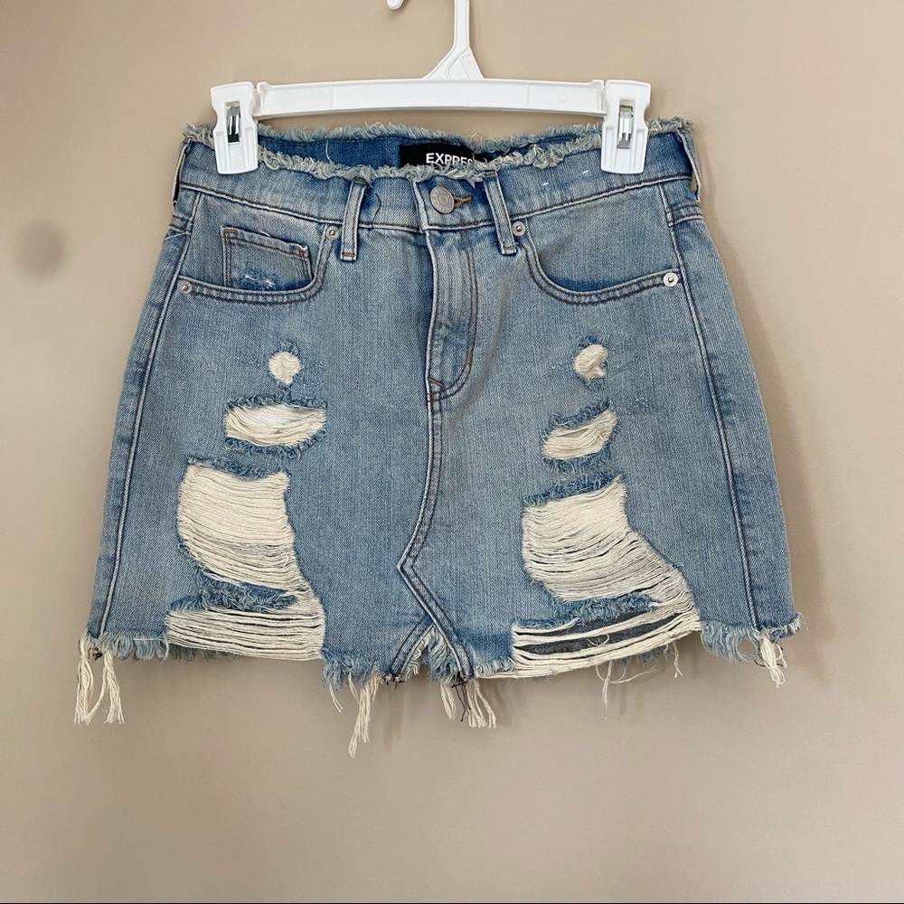 Express Straight Mini Mid-Rise Denim Skirt